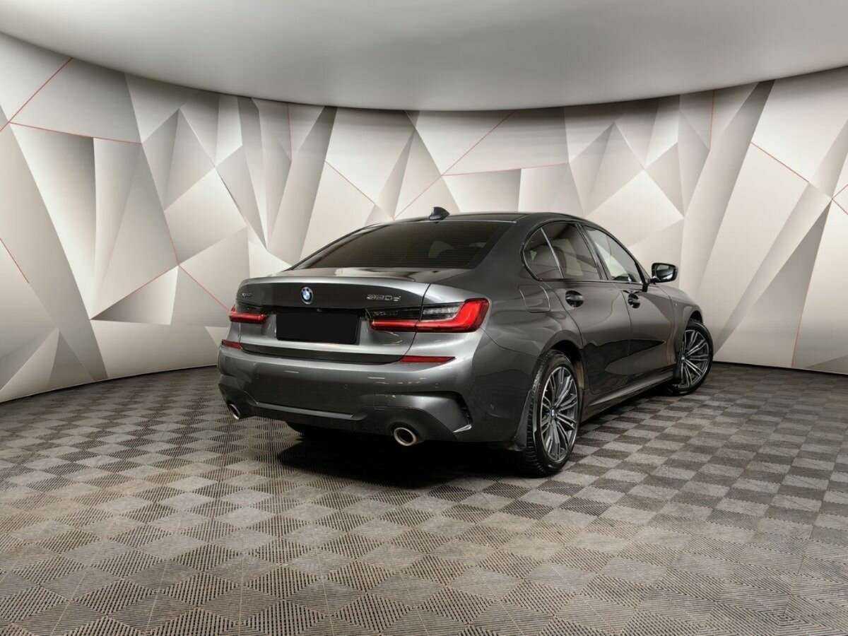 Б/У БМВ 3 серии 2020 года. Фото: #1