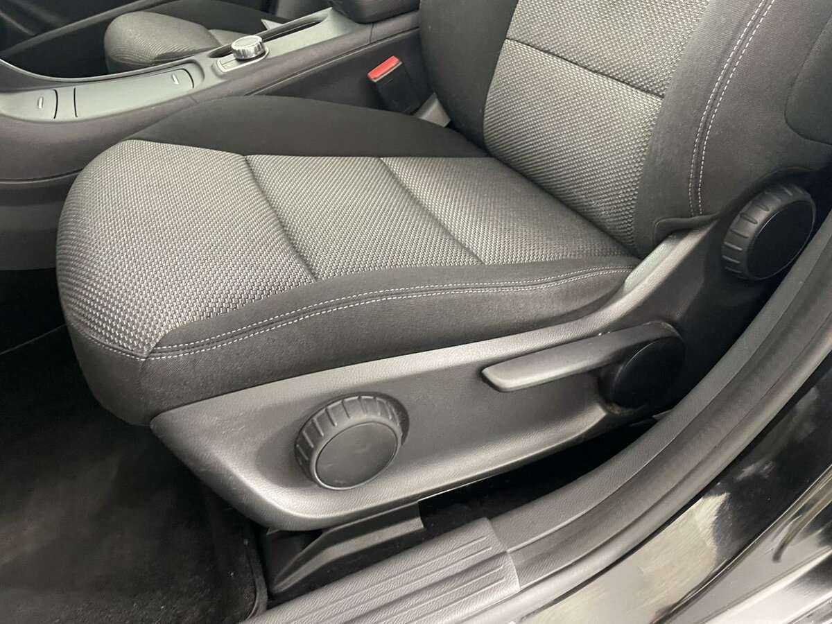 Б/У Мерседес-Бенц А-Класс 2014 года. Фото: #9