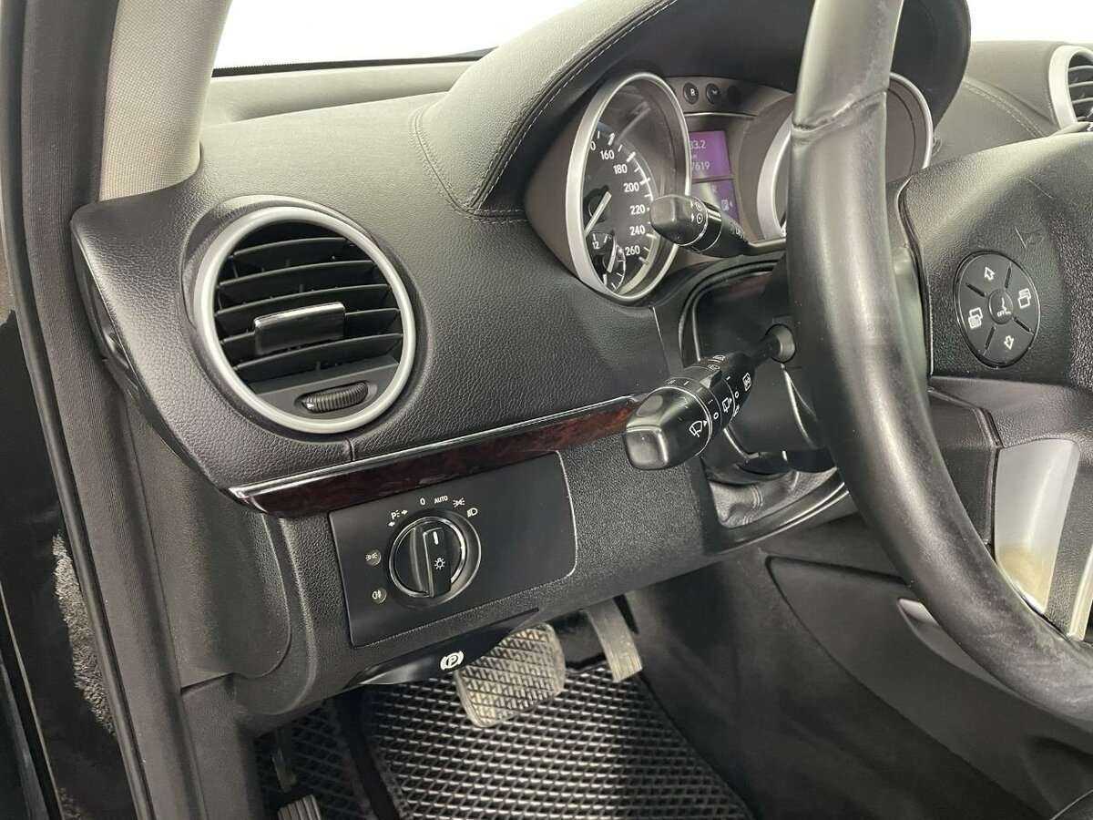 Б/У Мерседес-Бенц ГЛ-Класс 2010 года. Фото: #7