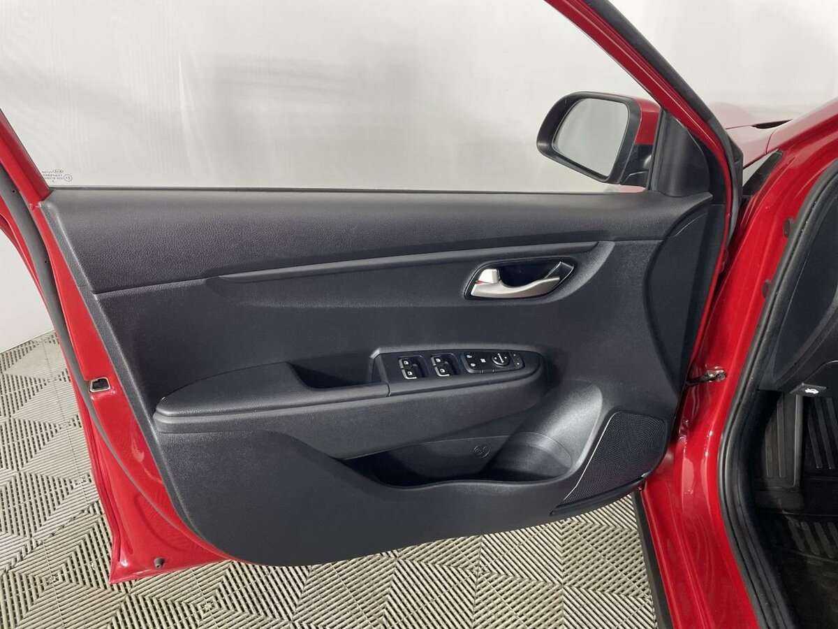 Б/У Киа Рио 2021 года. Фото: #7