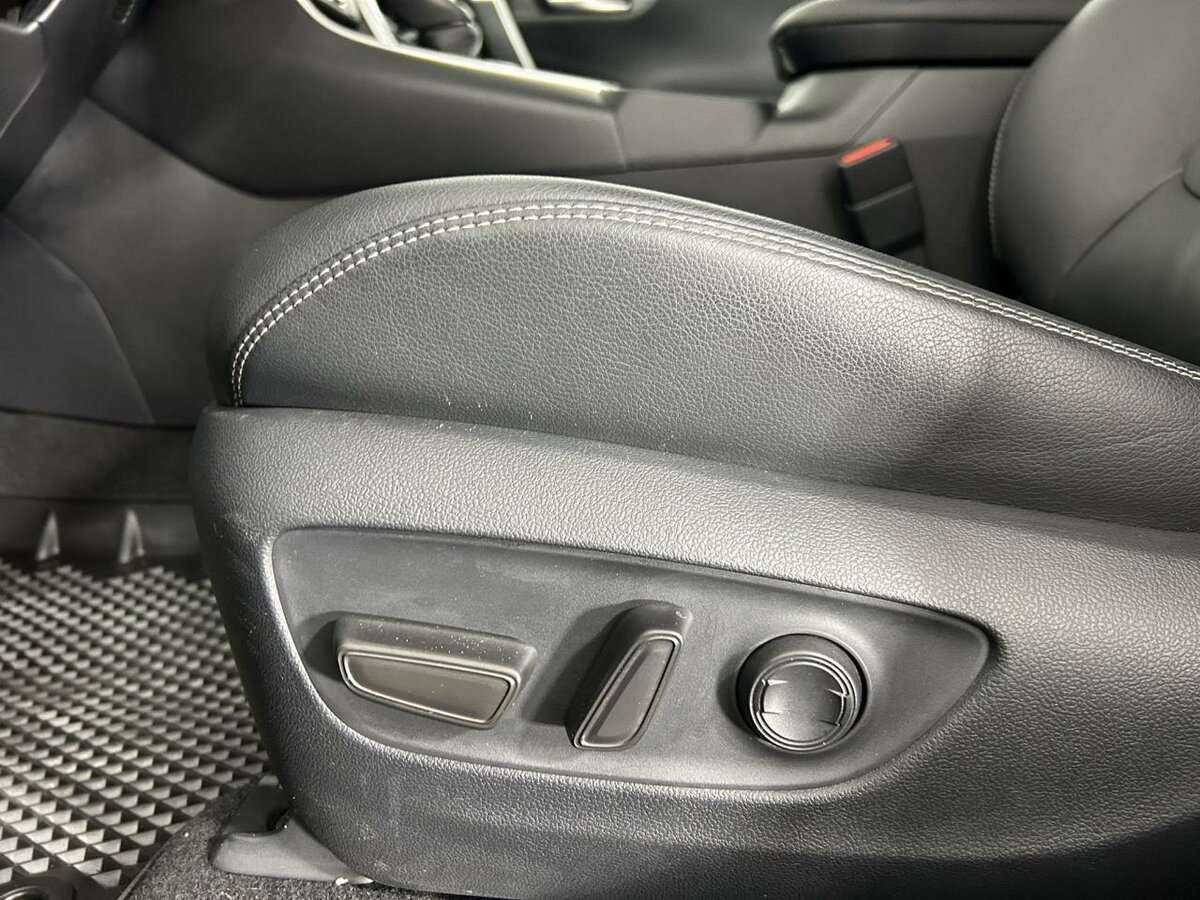 Б/У Тойота Рав4 2022 года. Фото: #9