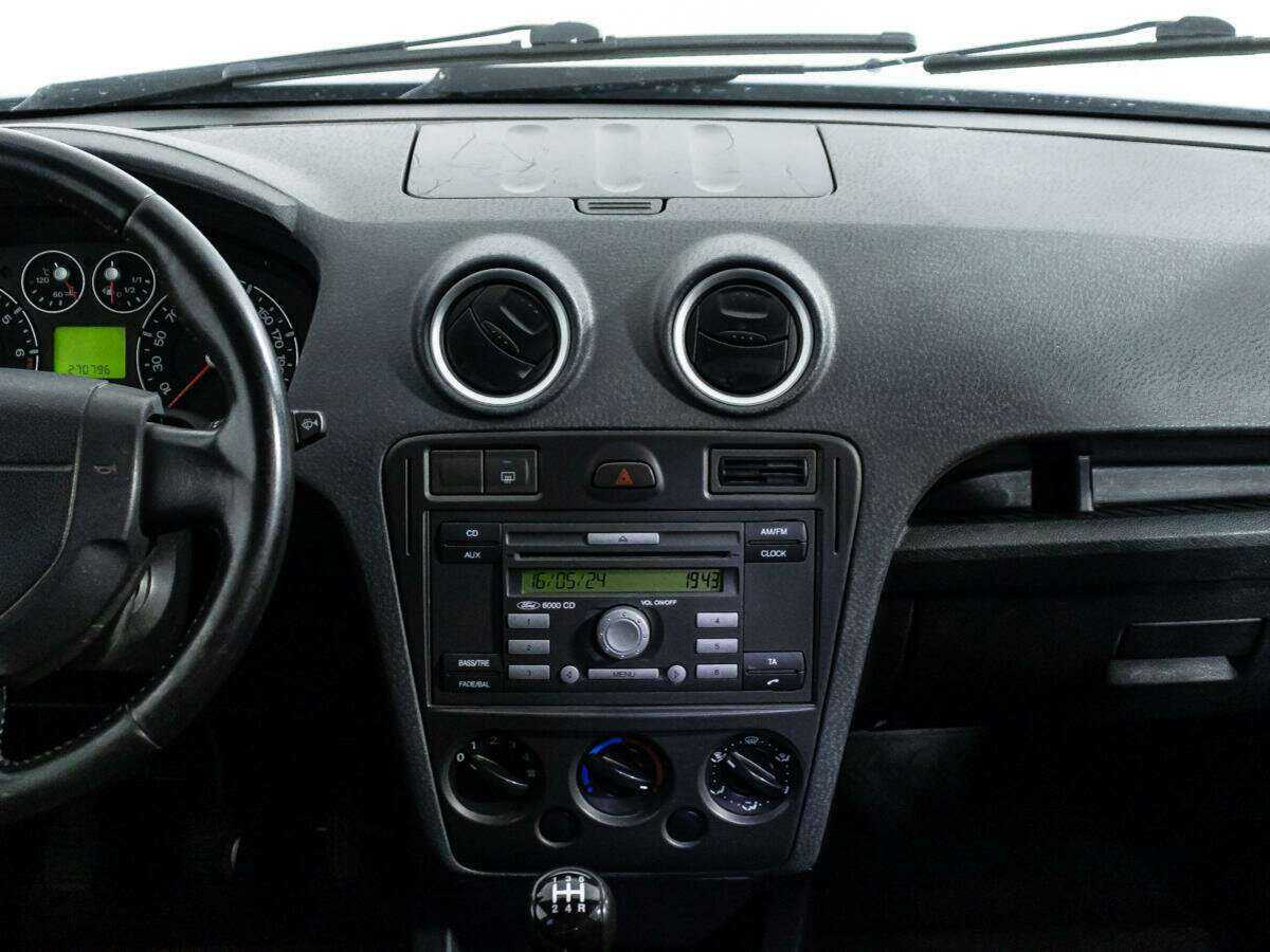 Б/У Форд Фьюжн 2006 года. Фото: #13