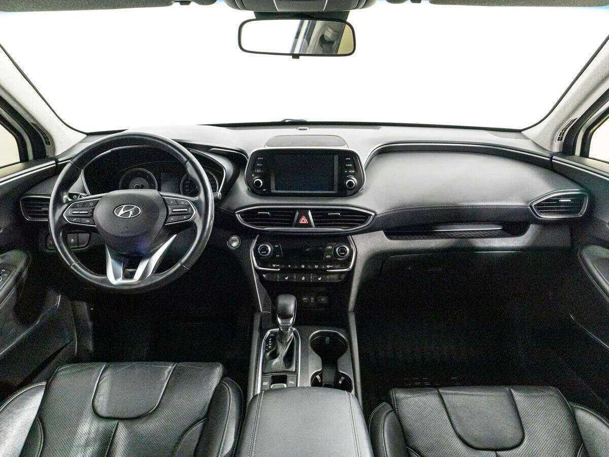 Б/У Хендай Санта Фе 2019 года. Фото: #12