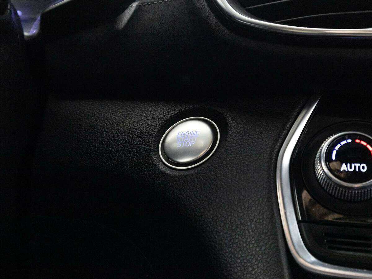 Б/У Хендай Санта Фе 2019 года. Фото: #16