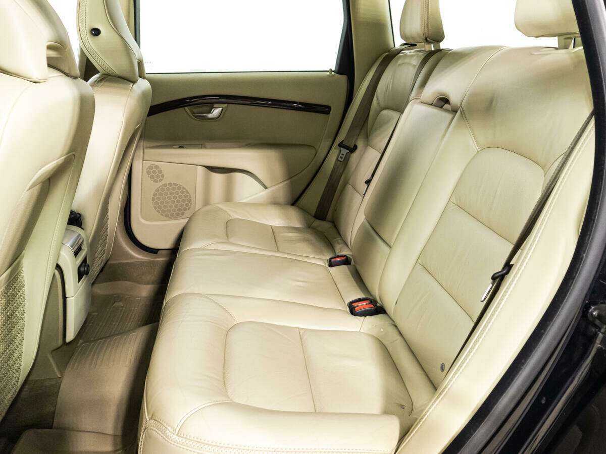 Б/У Вольво ИксЦ70 2010 года. Фото: #9