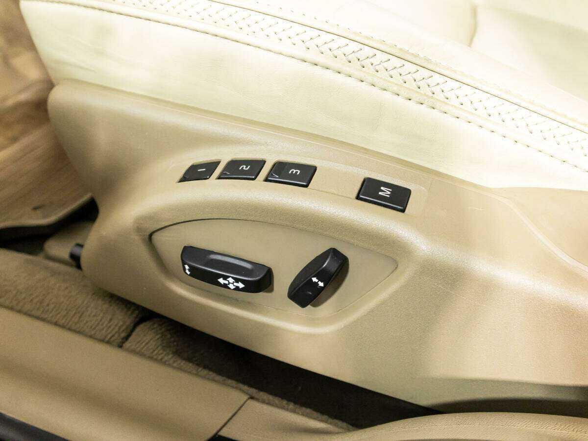 Б/У Вольво ИксЦ70 2010 года. Фото: #14