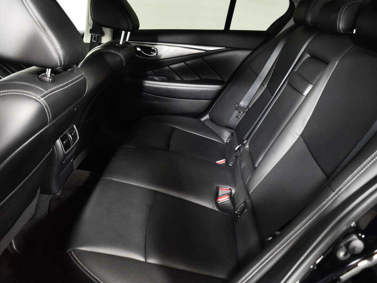 Б/У Инфинити К50 2018 года. Фото: #9