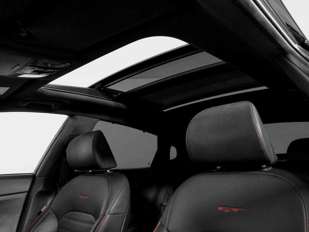 Б/У Киа Оптима 2019 года. Фото: #12