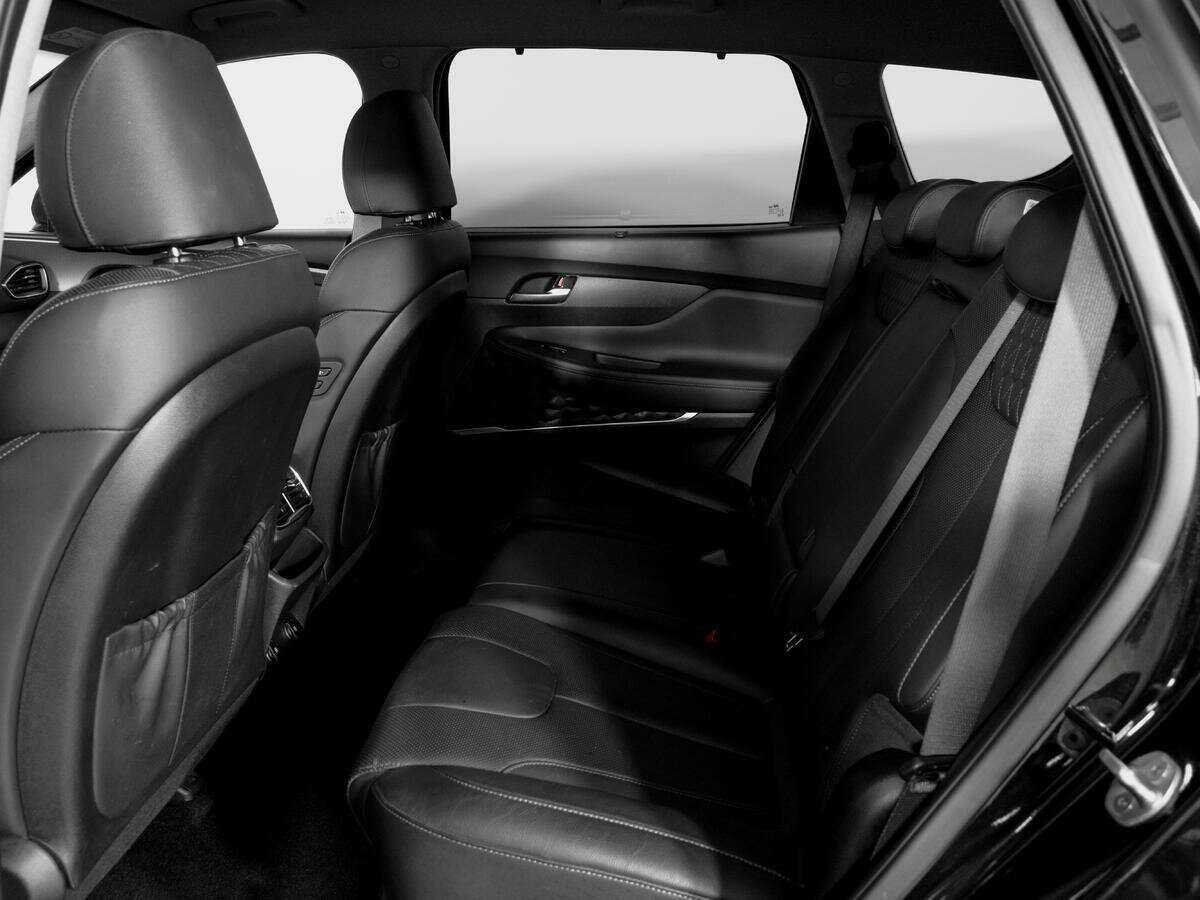 Б/У Хендай Санта Фе 2019 года. Фото: #9