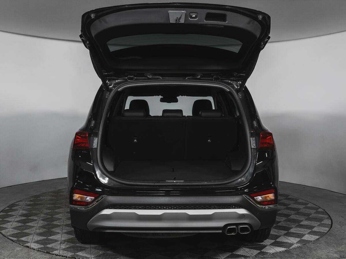 Б/У Хендай Санта Фе 2019 года. Фото: #15