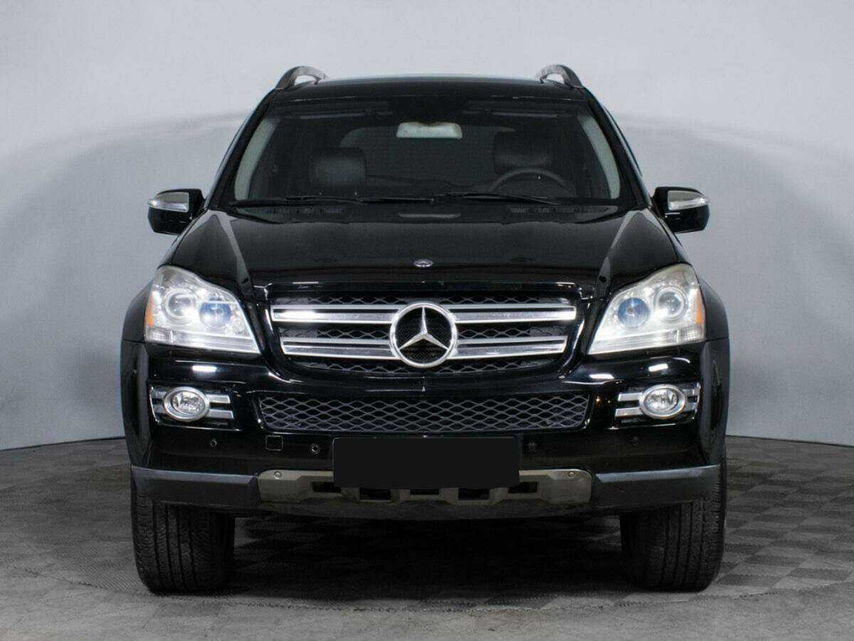 Б/У Мерседес-Бенц ГЛ-Класс 2009 года. Фото: #1