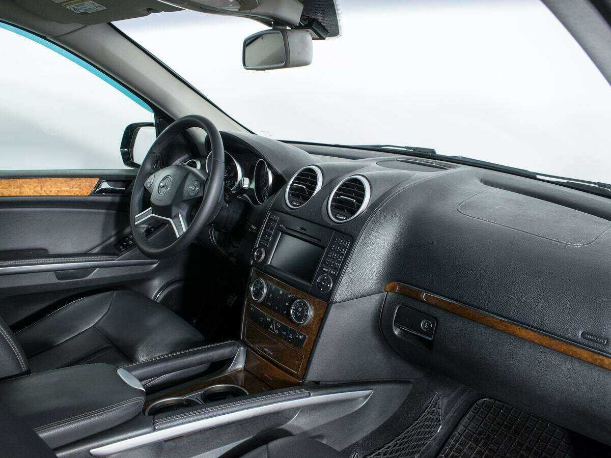 Б/У Мерседес-Бенц ГЛ-Класс 2009 года. Фото: #6