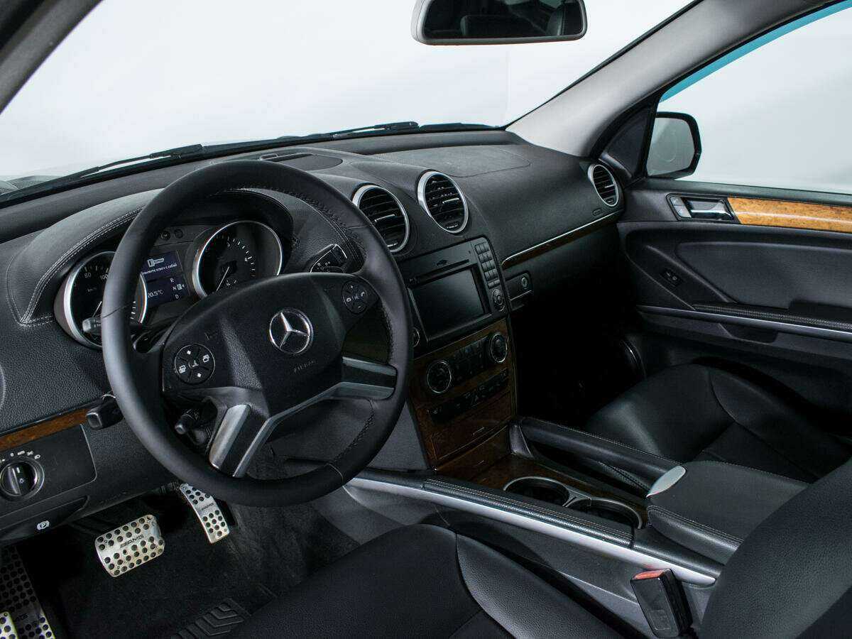 Б/У Мерседес-Бенц ГЛ-Класс 2009 года. Фото: #10