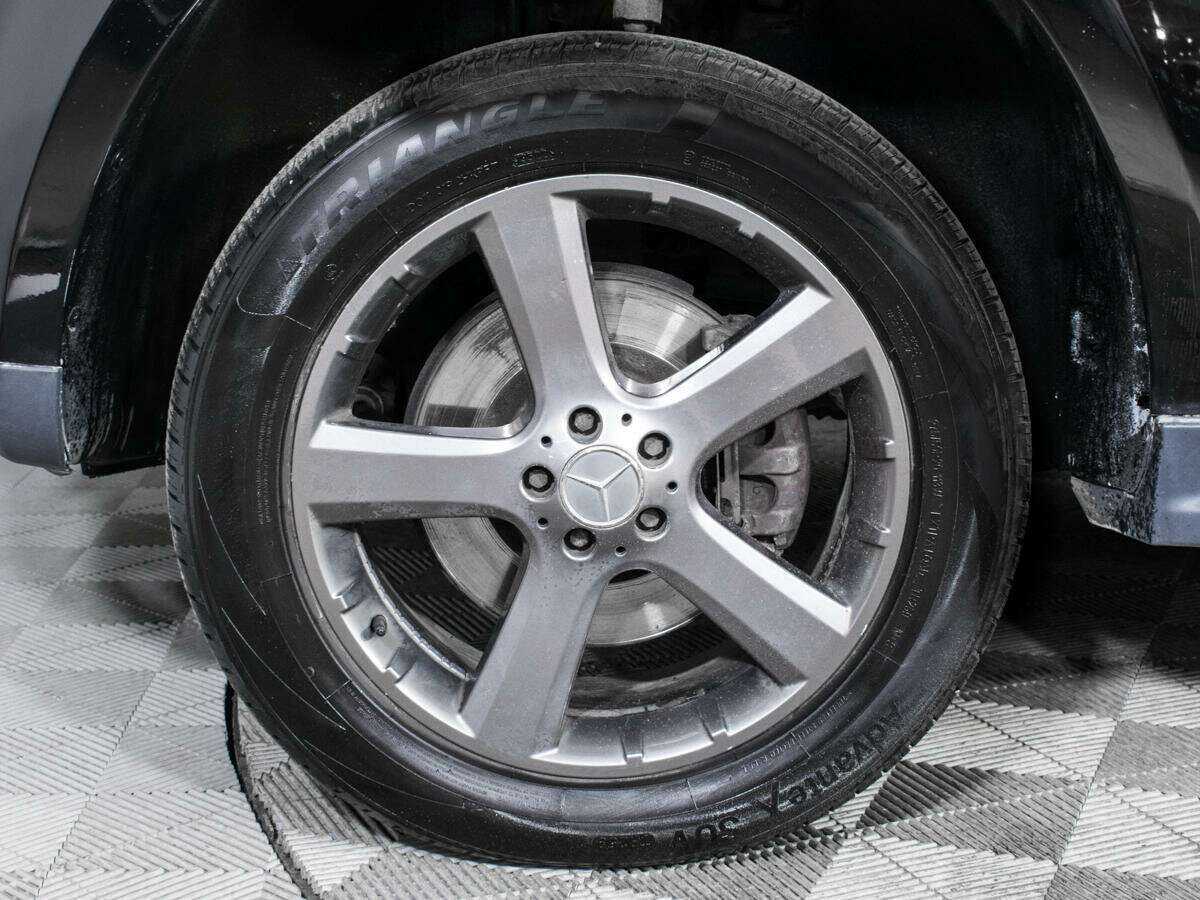 Б/У Мерседес-Бенц ГЛ-Класс 2009 года. Фото: #15