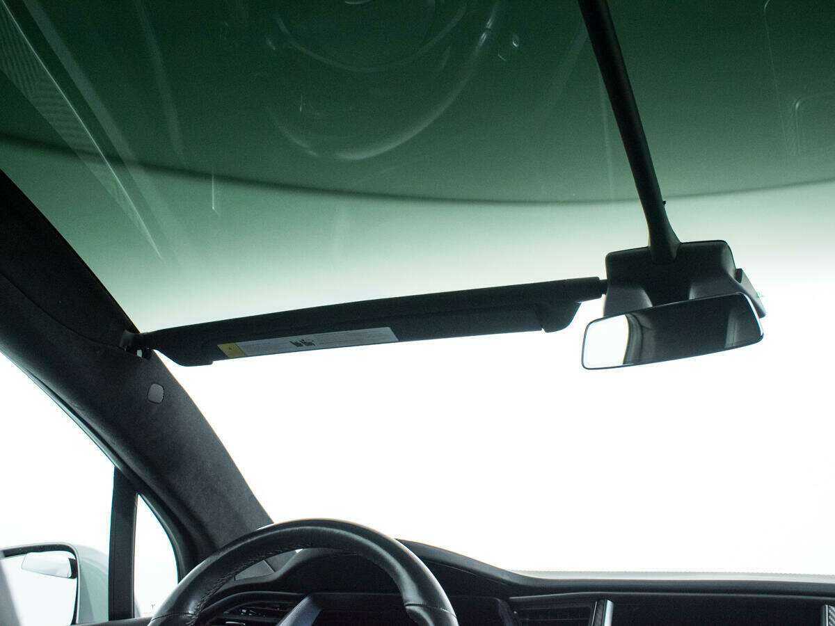 Б/У Тесла Модел Икс 2018 года. Фото: #18