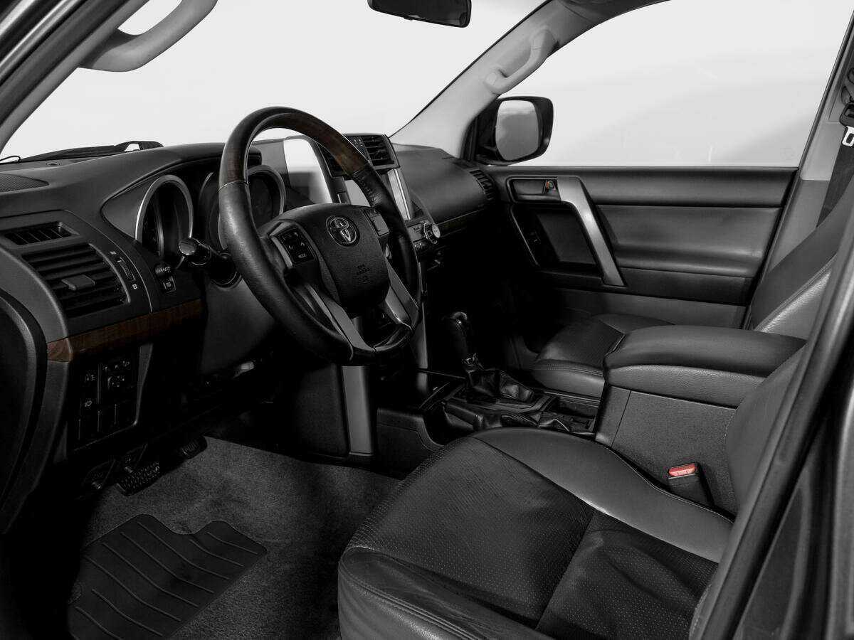 Б/У Тойота Лэнд Крузер Прадо 2012 года. Фото: #14