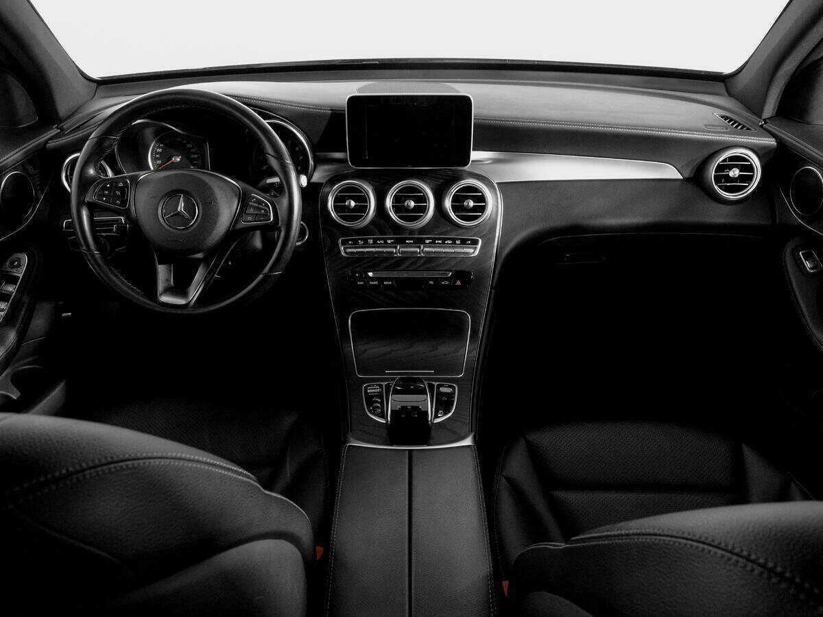 Б/У Мерседес-Бенц ГЛЦ 2018 года. Фото: #11