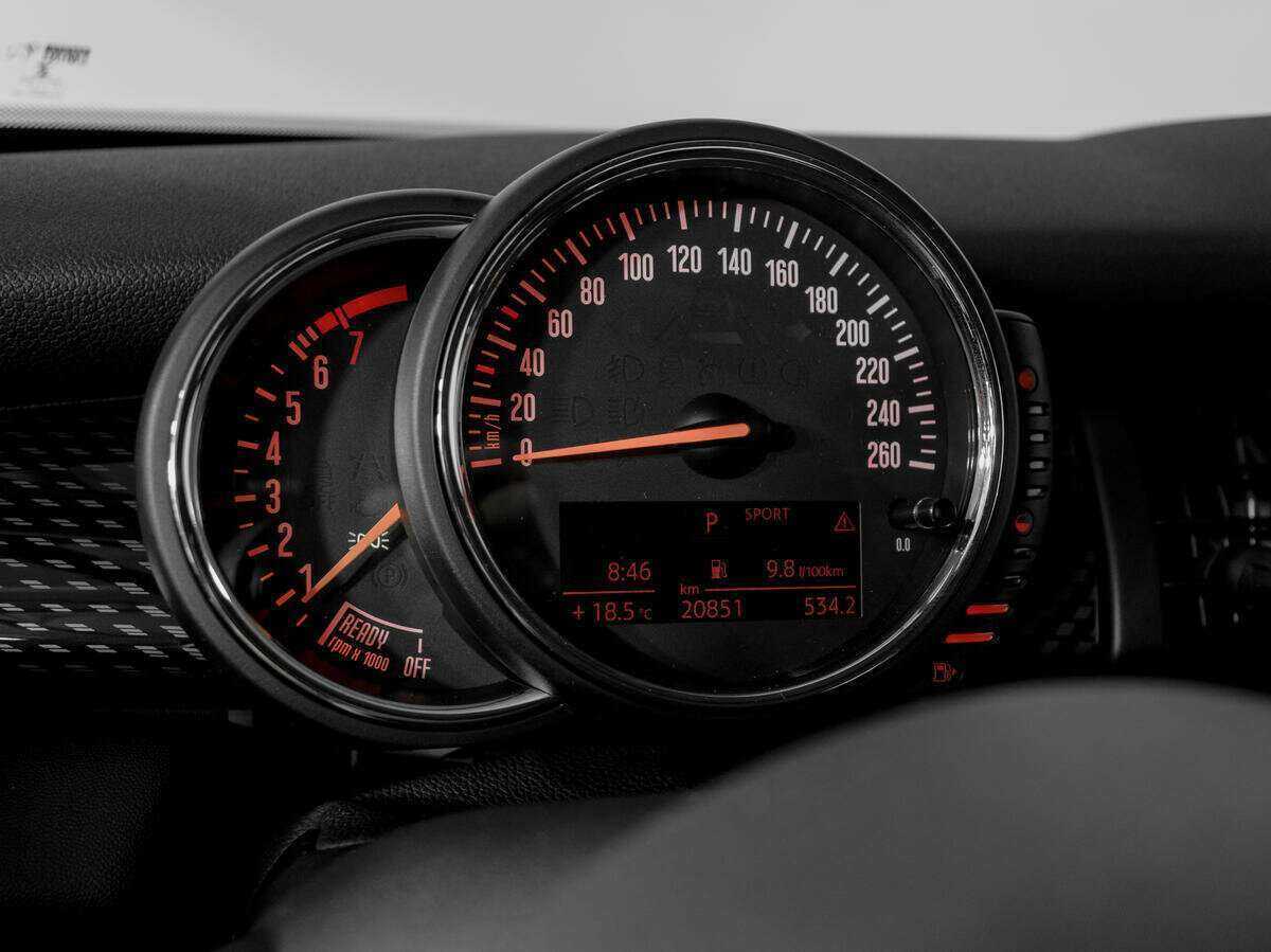 Б/У Мини Хэтч 2014 года. Фото: #10