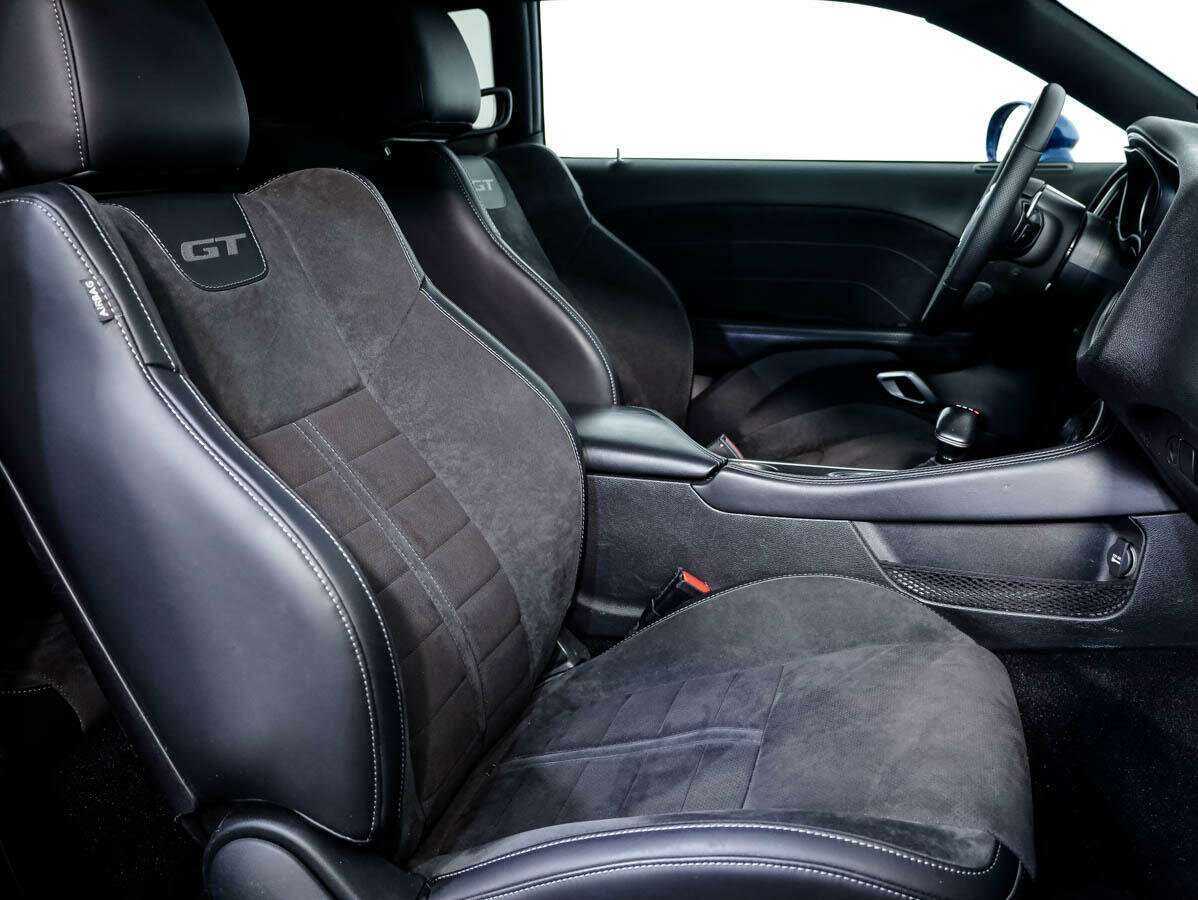 Б/У Додж Челленджер 2020 года. Фото: #11