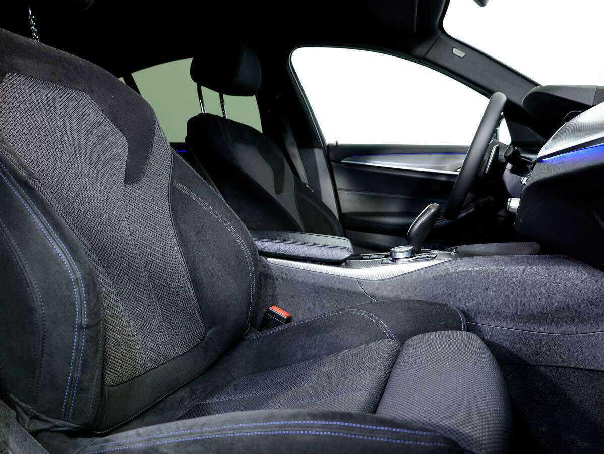 Б/У БМВ 5 серии 2019 года. Фото: #9