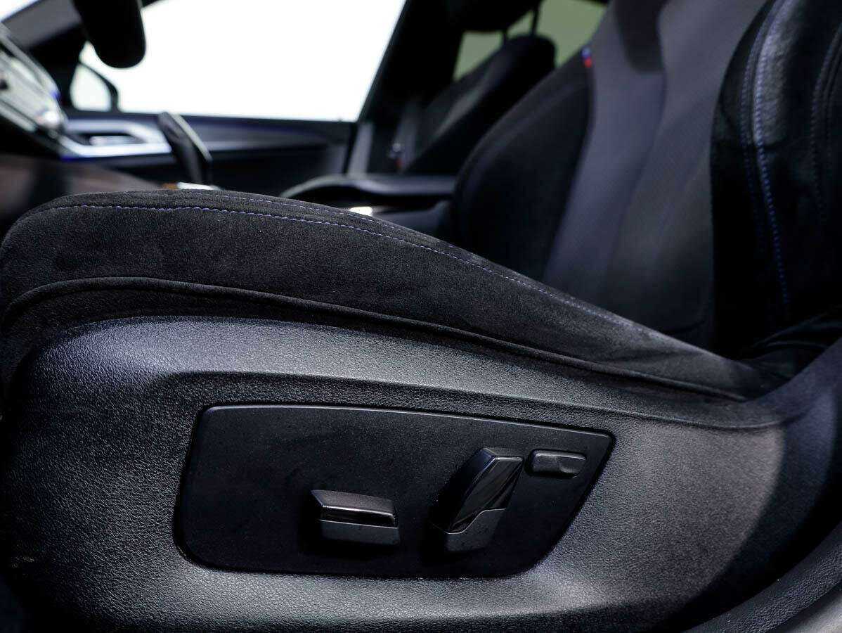 Б/У БМВ 5 серии 2019 года. Фото: #11