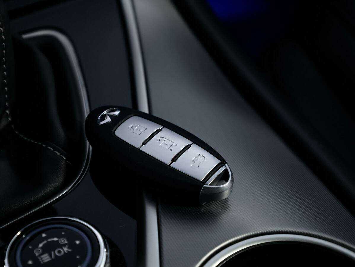 Б/У Инфинити К60 2021 года. Фото: #23