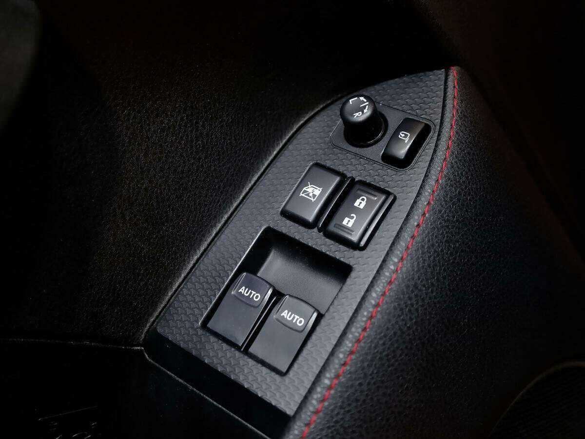 Б/У Тойота ГТ86 2012 года. Фото: #10