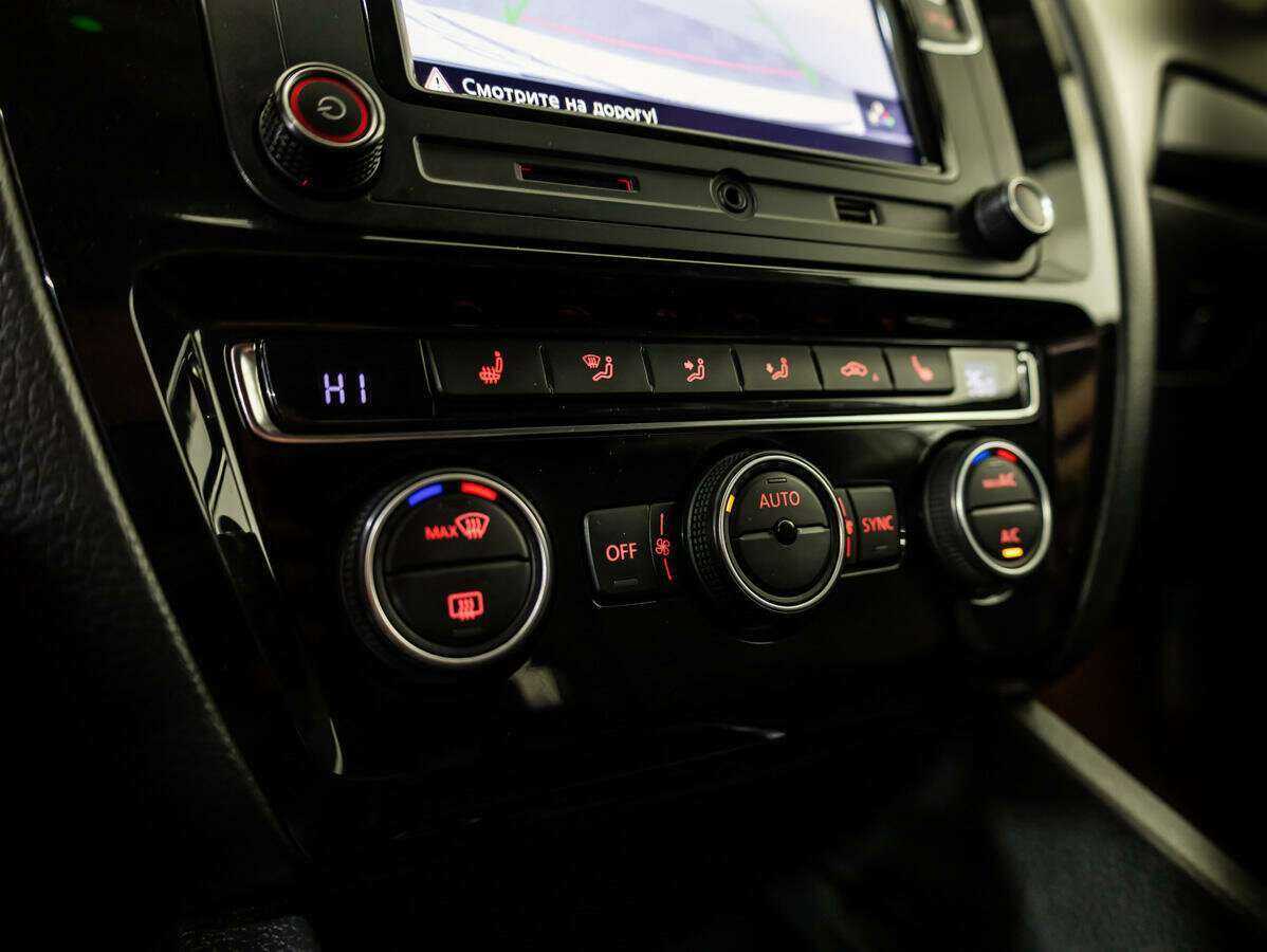 Б/У Фольксваген Джетта 2017 года. Фото: #12