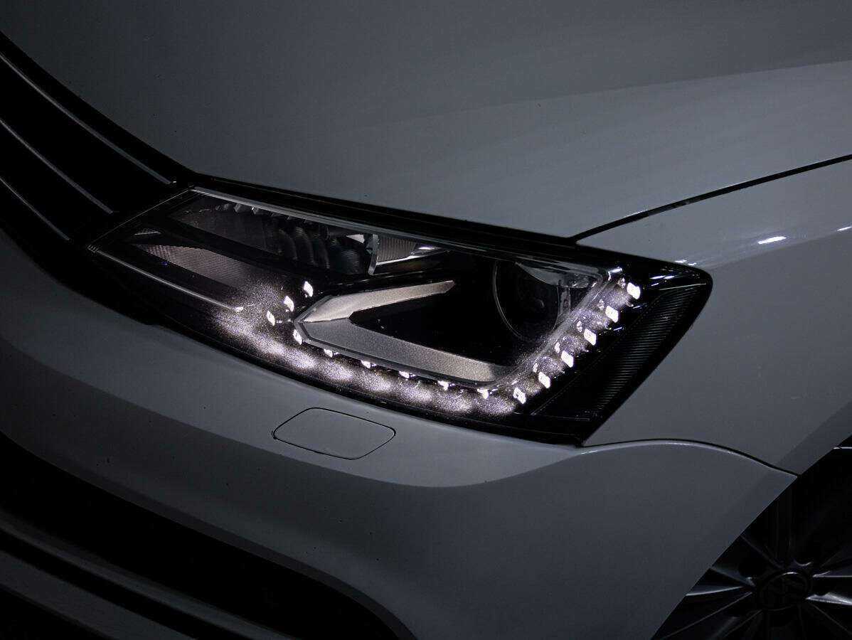 Б/У Фольксваген Джетта 2017 года. Фото: #16