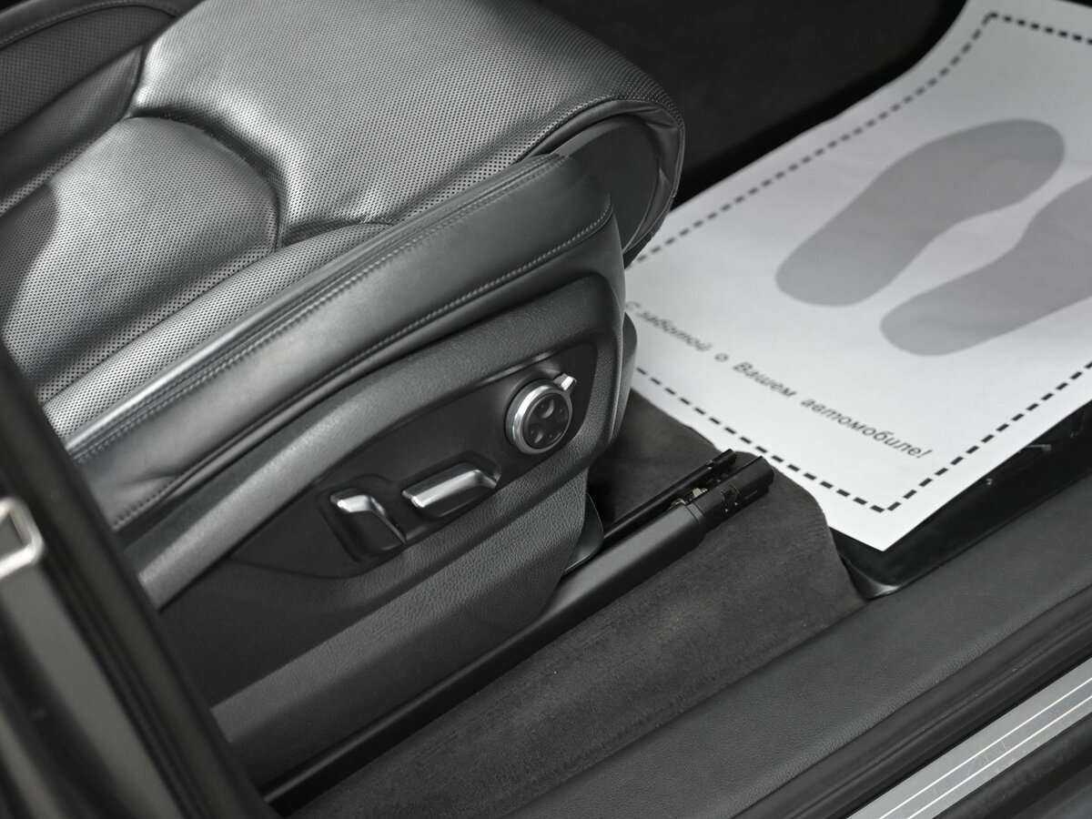 Б/У Ауди К7 2017 года. Фото: #9