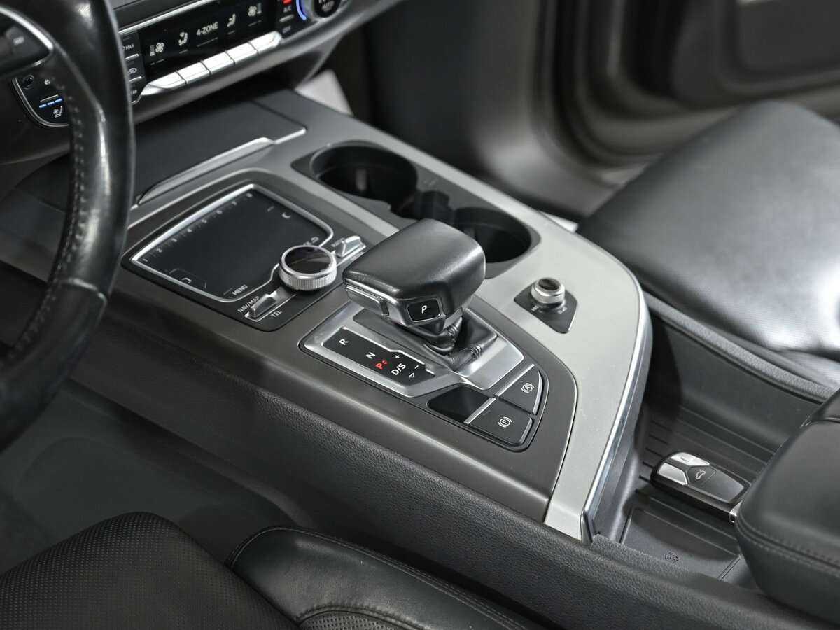 Б/У Ауди К7 2017 года. Фото: #12