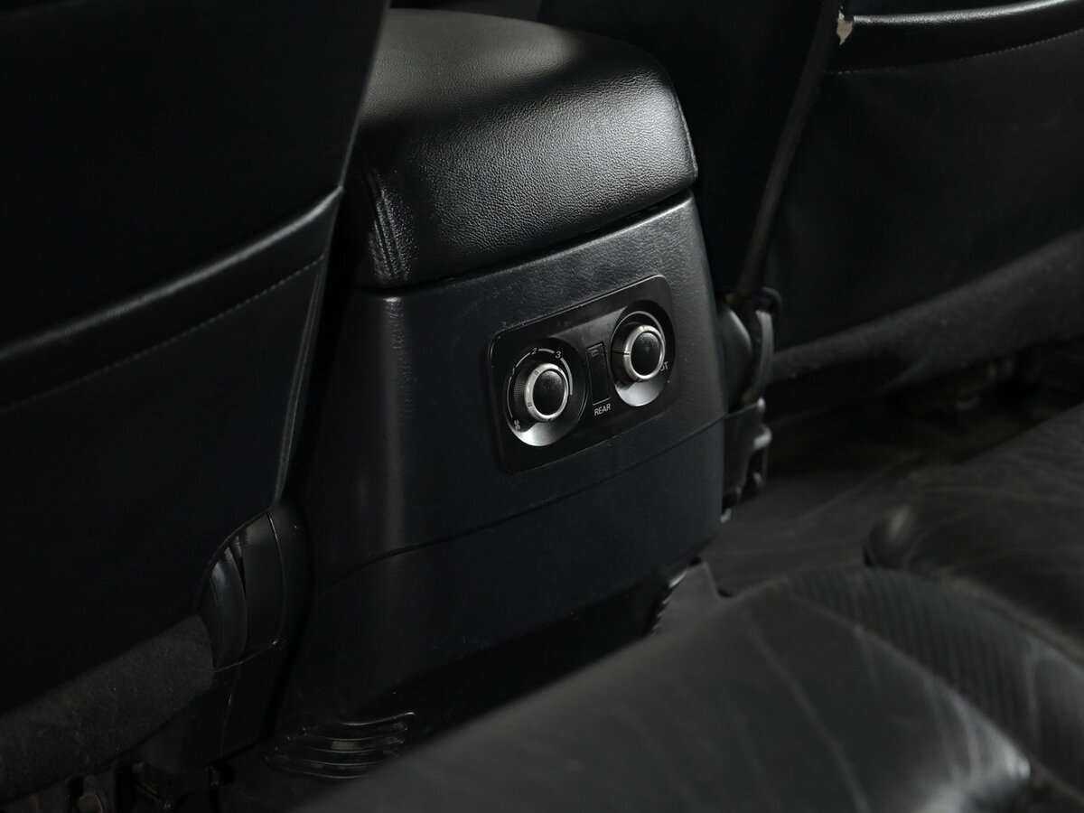 Б/У Митсубиши Паджеро 2010 года. Фото: #10