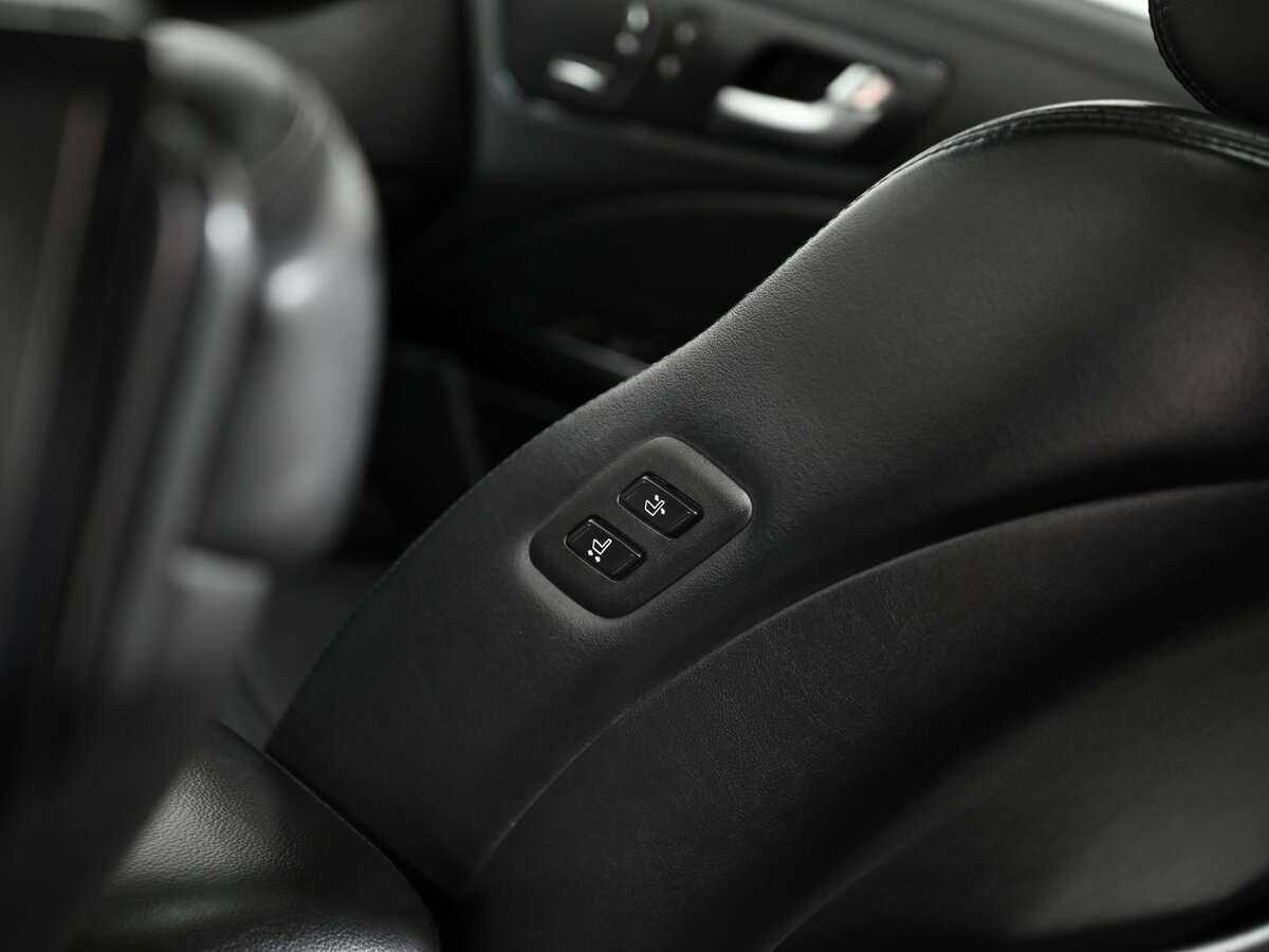 Б/У Киа Куорис 2013 года. Фото: #16