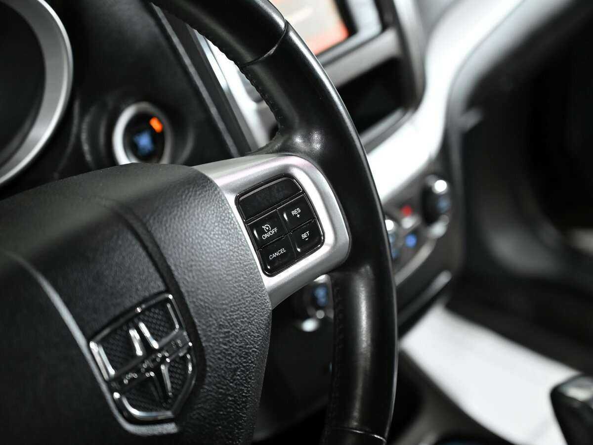 Б/У Додж Джорнэй 2011 года. Фото: #6