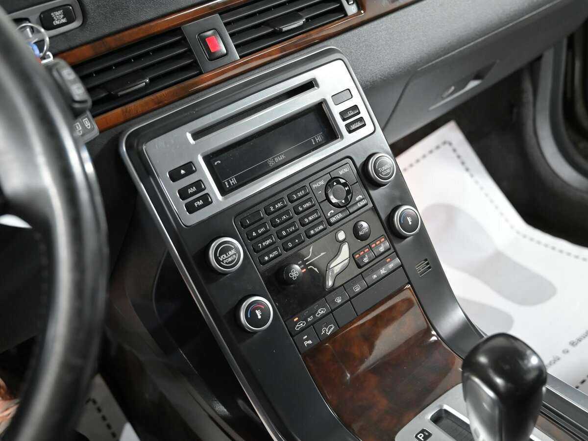 Б/У Вольво ИксЦ70 2010 года. Фото: #6