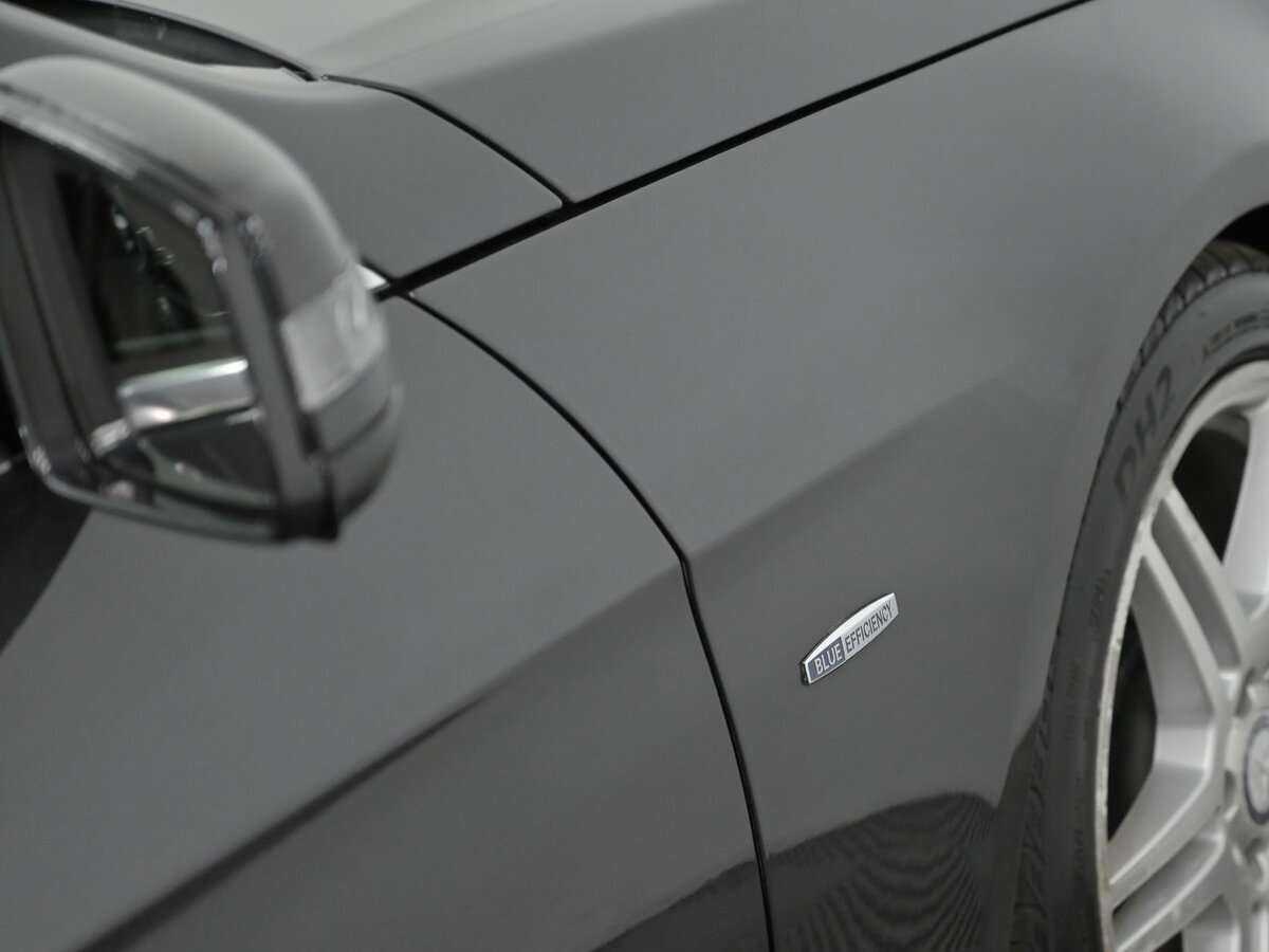 Б/У Мерседес-Бенц Е-Класс 2012 года. Фото: #4