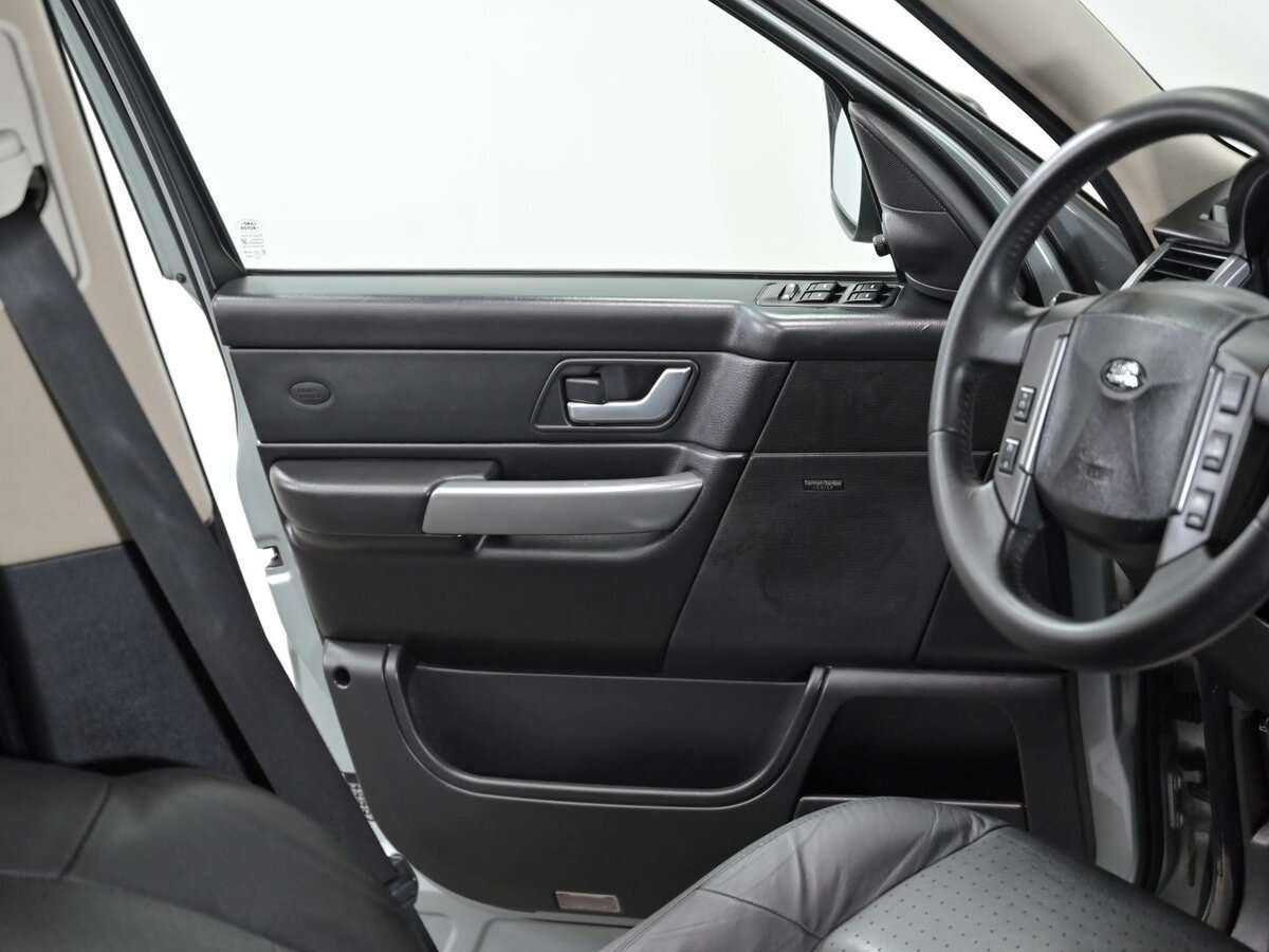 Б/У Лэнд Ровер Рэнж Ровер Спорт 2005 года. Фото: #9