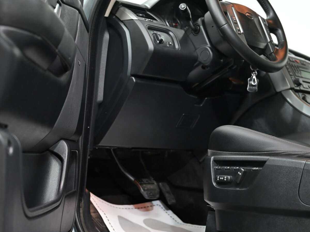 Б/У Лэнд Ровер Рэнж Ровер Спорт 2005 года. Фото: #10