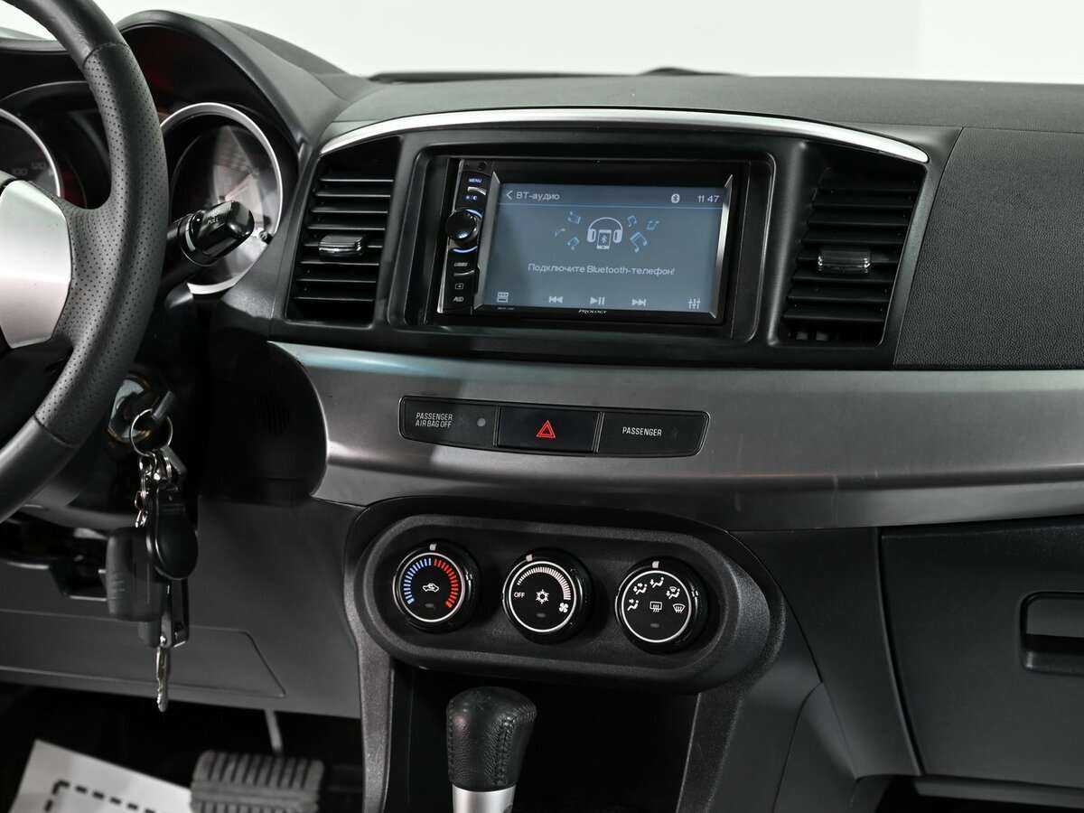 Б/У Митсубиши Лансер 2008 года. Фото: #8