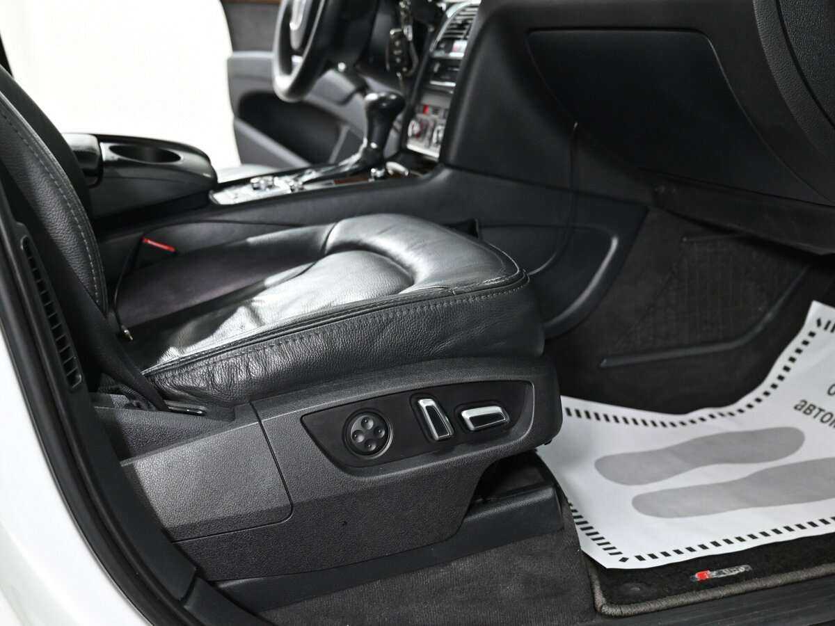 Б/У Ауди К7 2010 года. Фото: #10