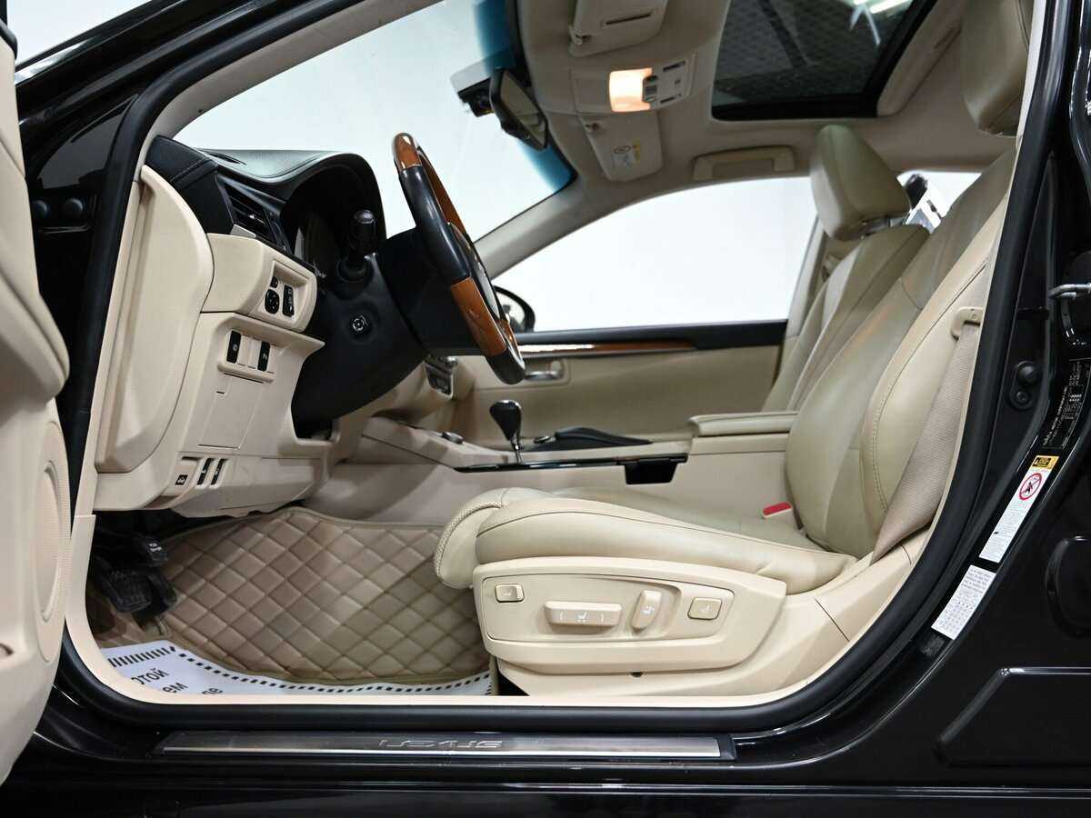 Б/У Лексус ЕС 2012 года. Фото: #8