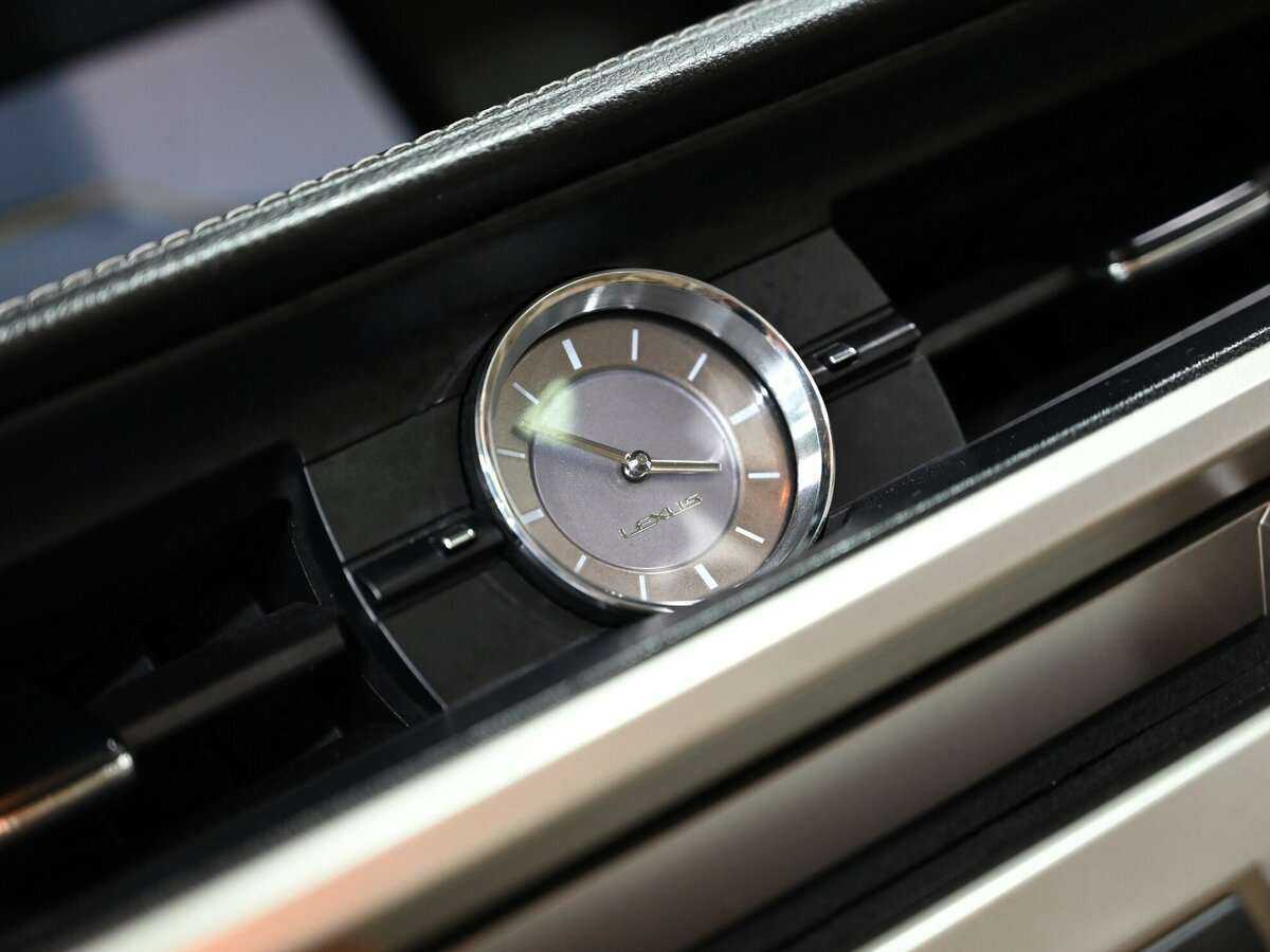 Б/У Лексус ЕС 2012 года. Фото: #16