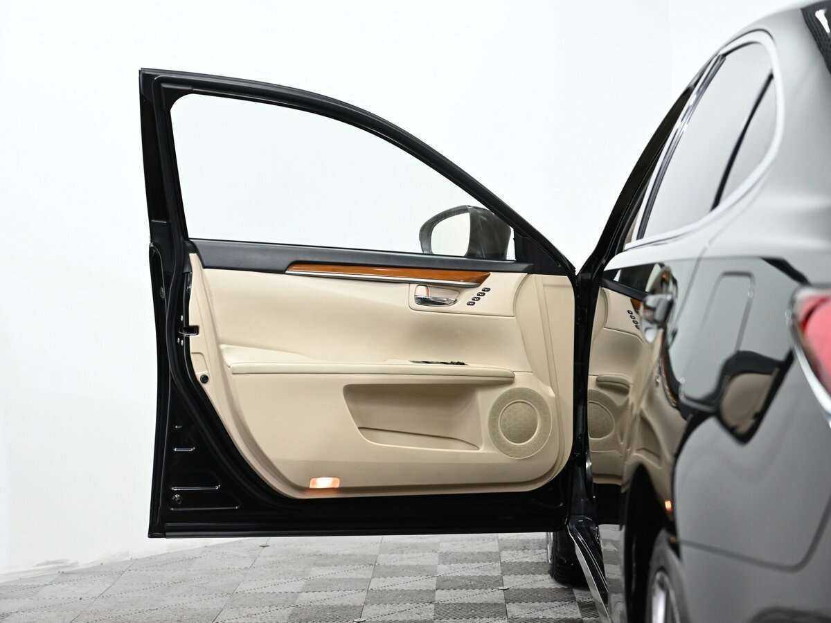 Б/У Лексус ЕС 2012 года. Фото: #18