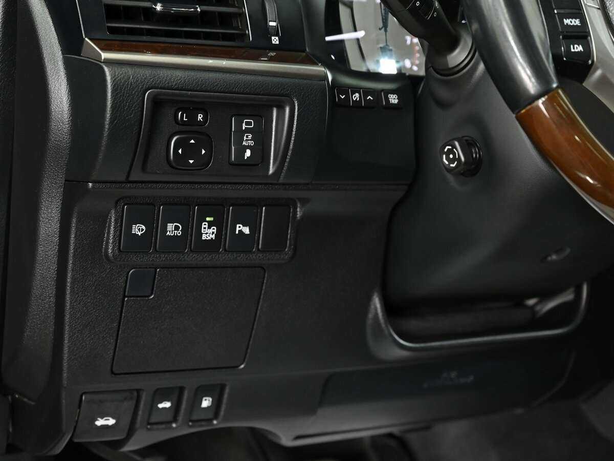 Б/У Лексус ЕС 2013 года. Фото: #9