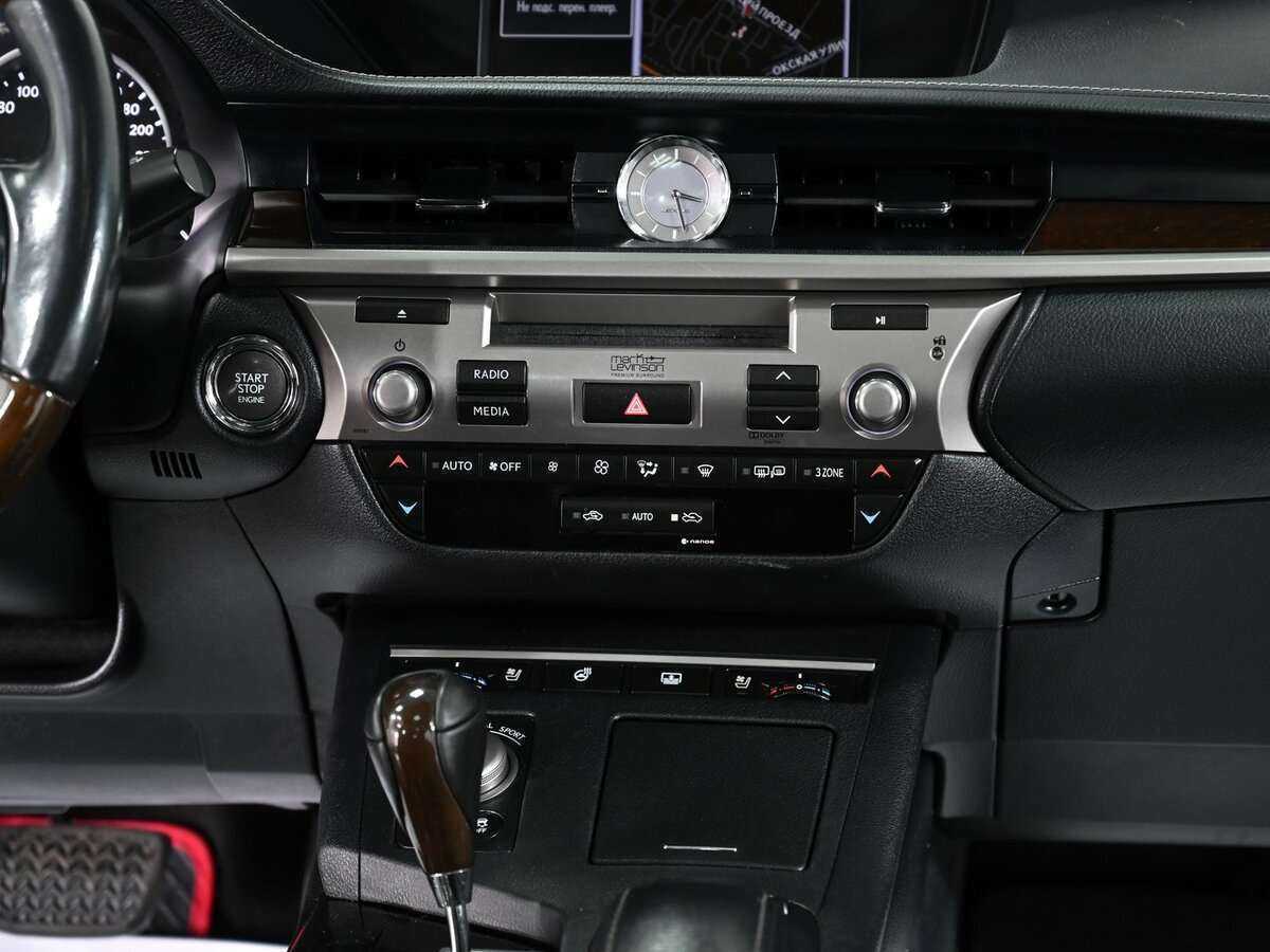 Б/У Лексус ЕС 2013 года. Фото: #13