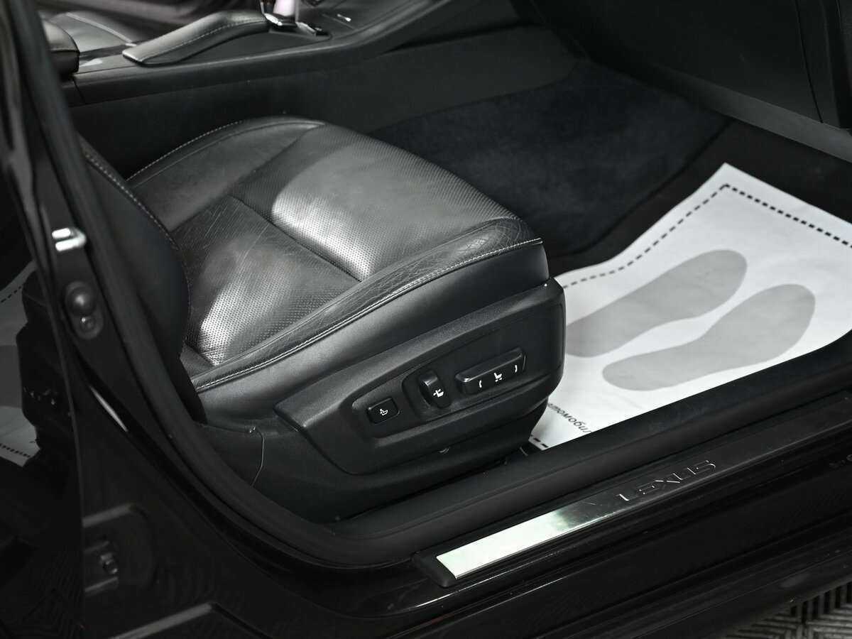 Б/У Лексус ЕС 2013 года. Фото: #15