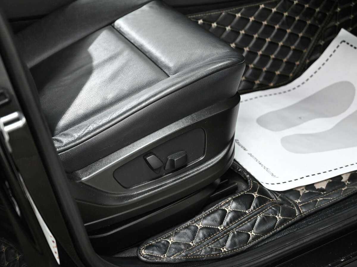 Б/У БМВ Икс6 2013 года. Фото: #9