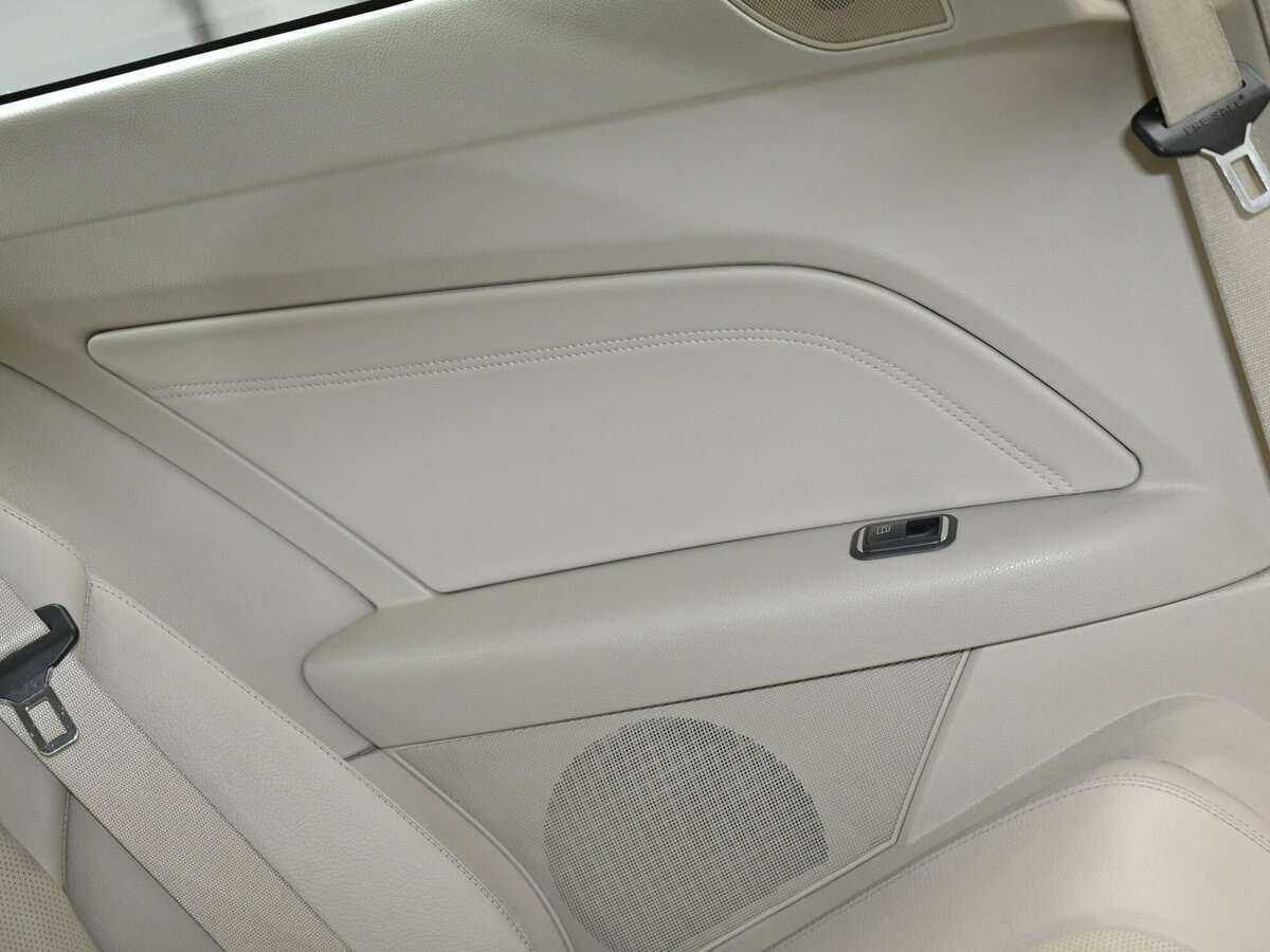 Б/У Мерседес-Бенц Е-Класс 2014 года. Фото: #12