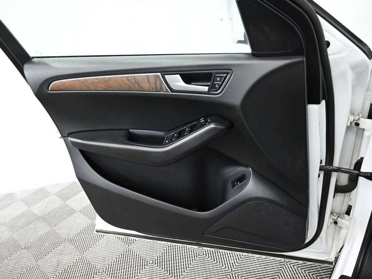 Б/У Ауди К5 2011 года. Фото: #7