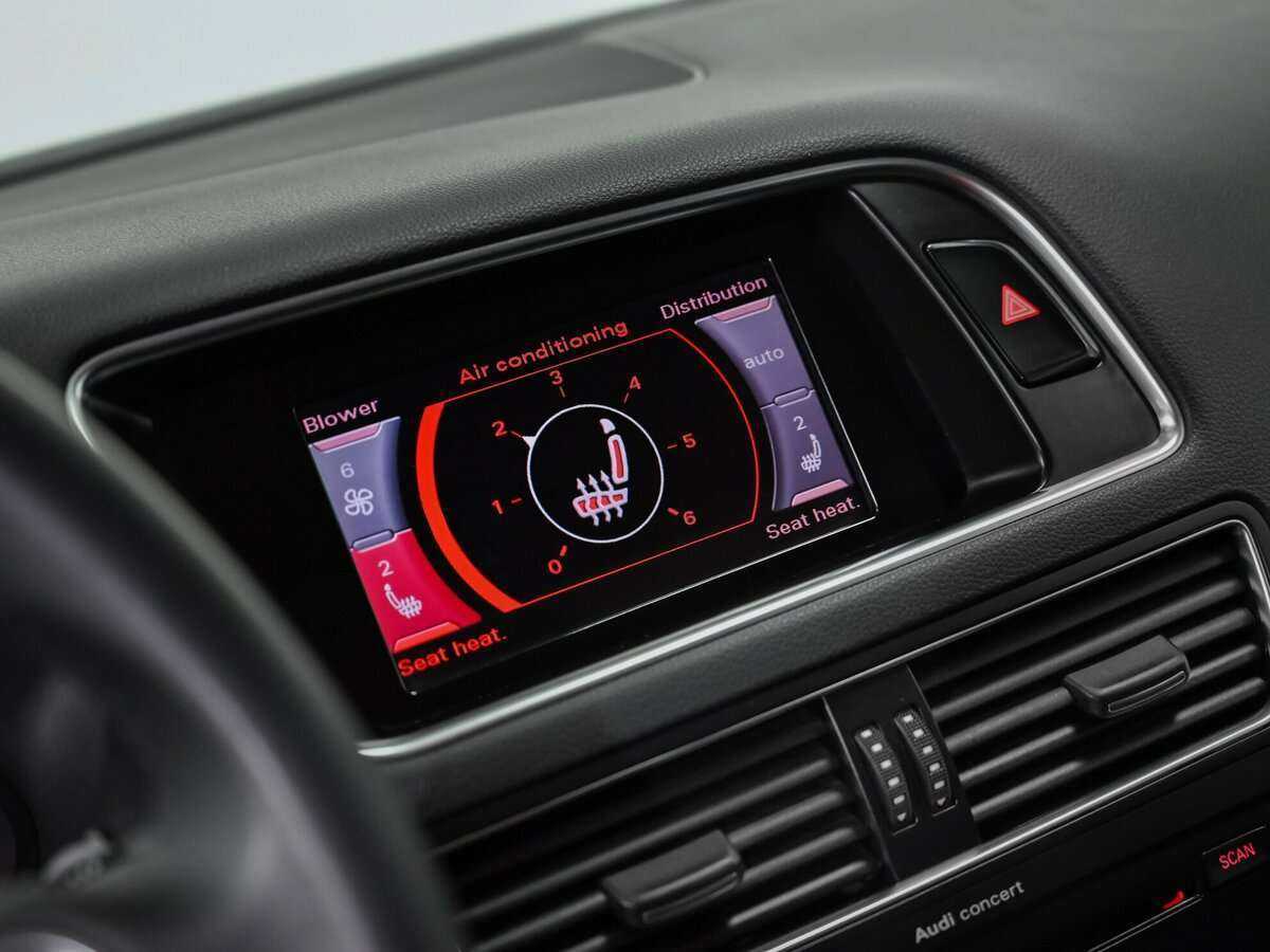 Б/У Ауди К5 2011 года. Фото: #11